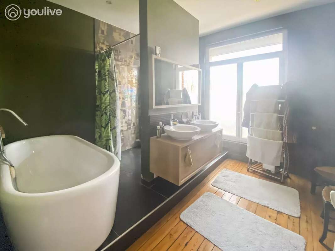 Maison d'ingénieur  de 220 m² habitable sur un beau terrain de  1154 m² - photo 19