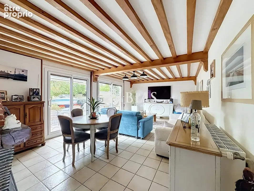 Maison 161 m² à Saint-Ouen-De-Thouberville  - photo 8