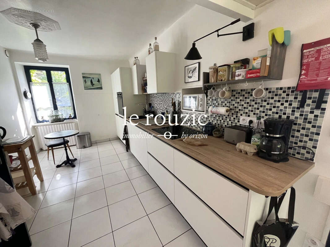 Maison 200 m² à Sene  - photo 8
