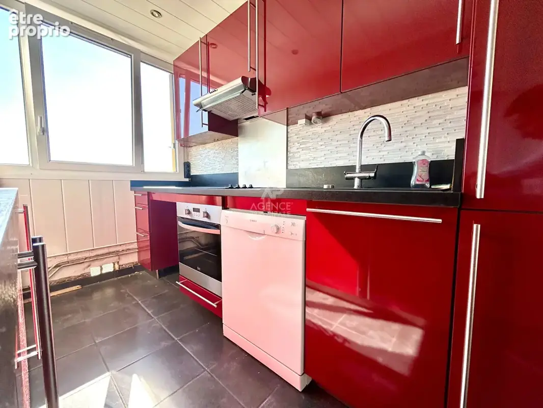 Appartement Poissy 4 pièce(s) 68.65m² - photo 5