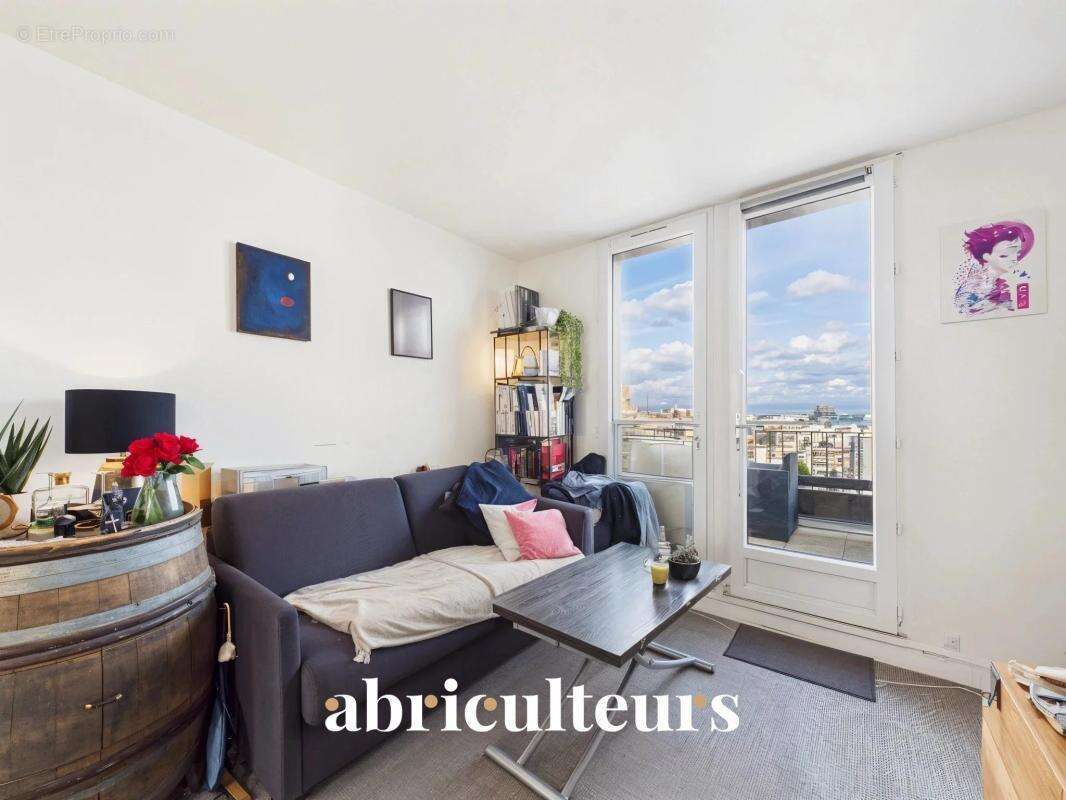 Magnifique Vue TOUR EIFFEL - Studio - 24 M² - 245 000€ - Boulogne-Billancourt - photo 5