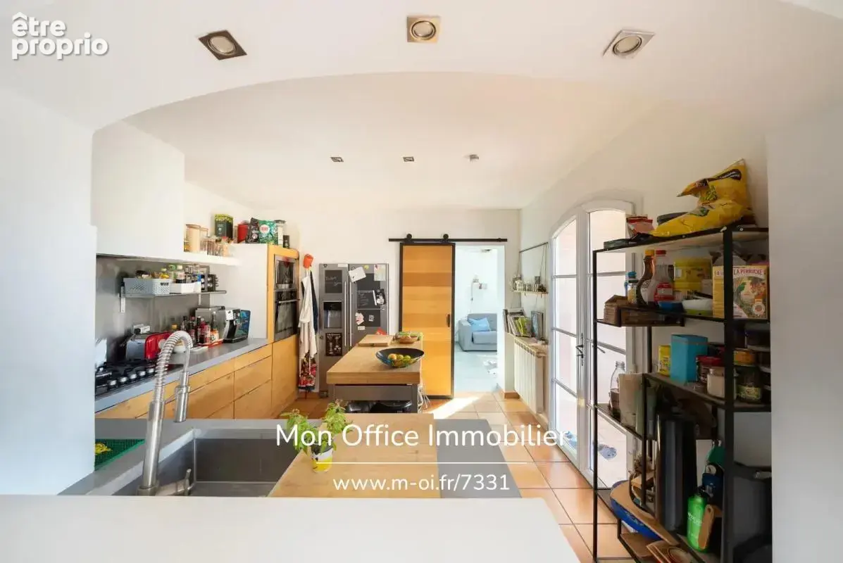 Référence : 7331-PAN - Maison 5 pièces de 130 m² avec piscine à Puyricard - photo 9