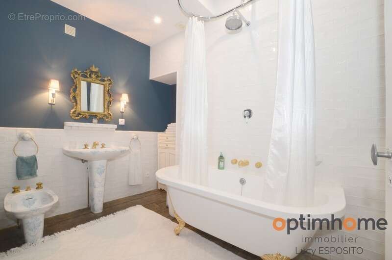 Maison à NANTEUIL-EN-VALLEE