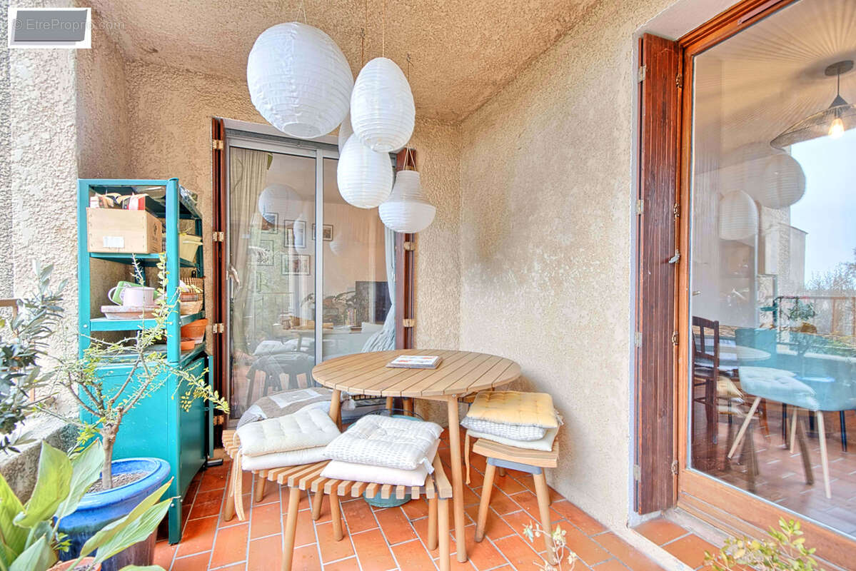 Appartement à LA VALETTE-DU-VAR