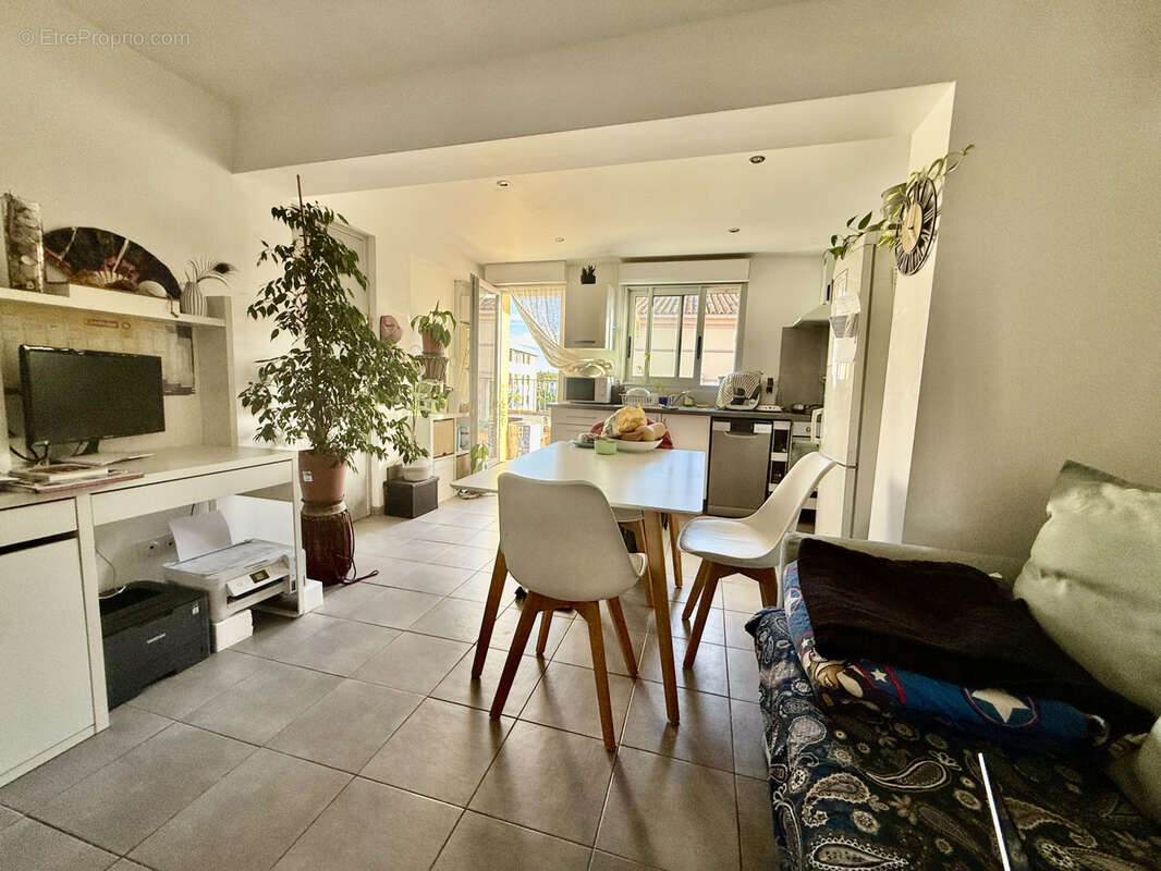 Appartement à LA VALETTE-DU-VAR