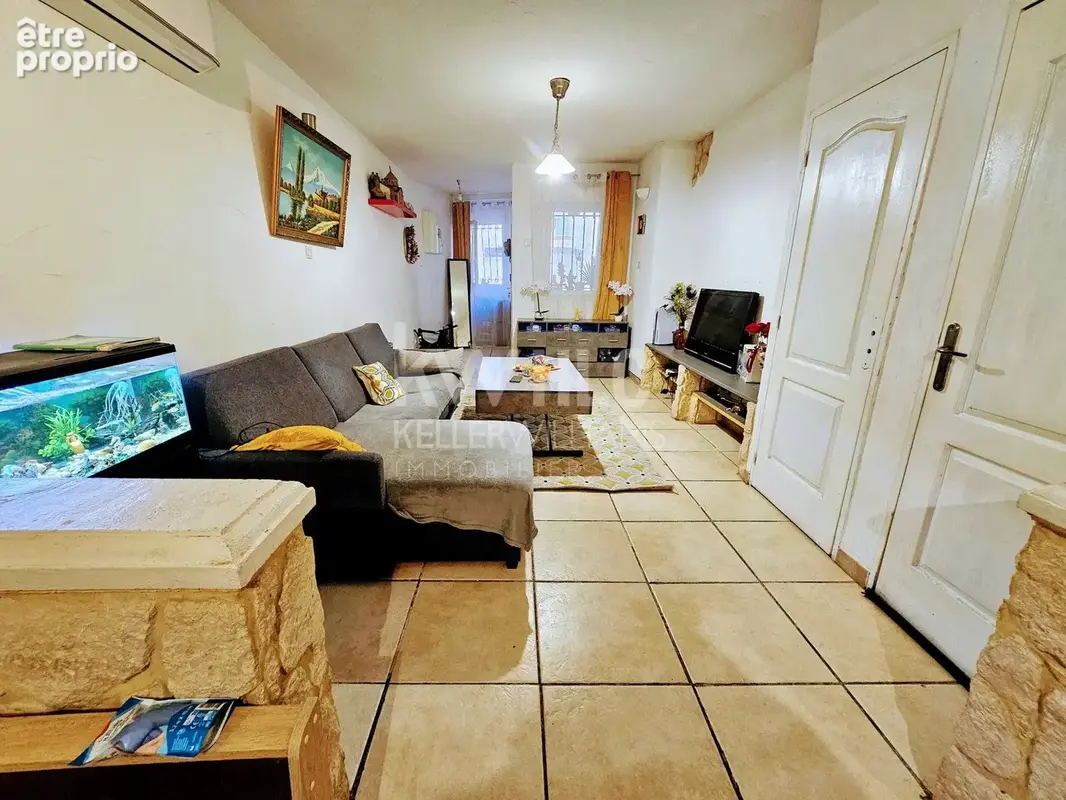 Appartement à PUGET-SUR-ARGENS