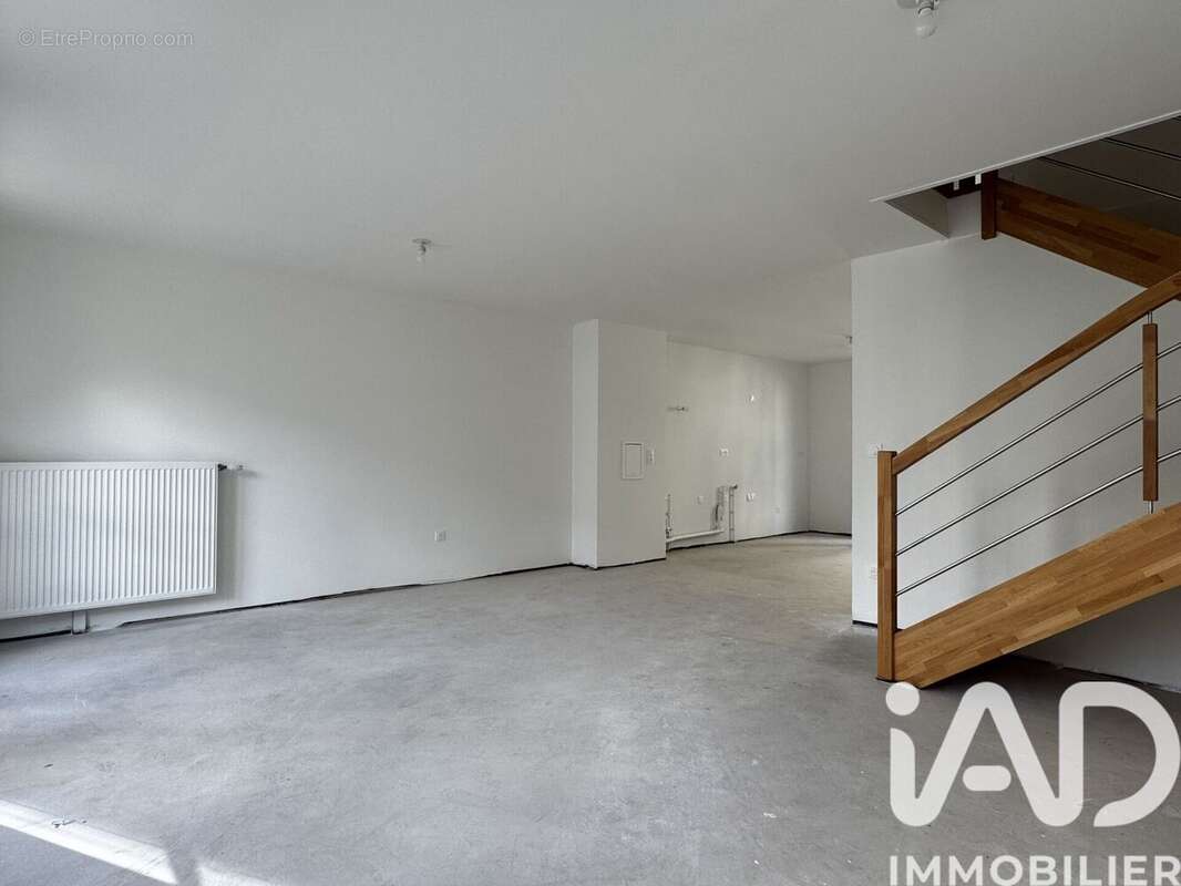 Photo 2 - Maison à SERRIS