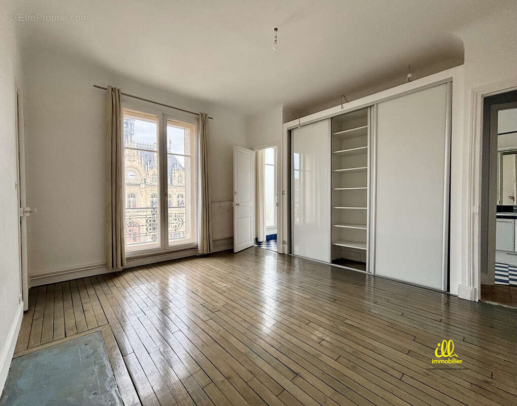 Appartement à CHARLEVILLE-MEZIERES