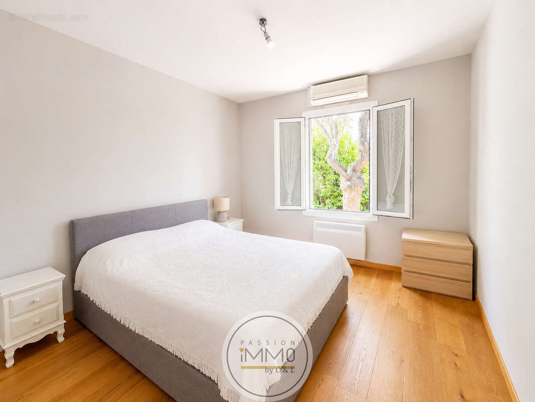 Villa plain pied, centre ville SISTERON - photo 6