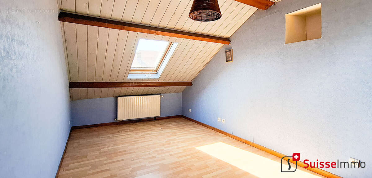 Maison 180 m2 + gîte 130 m2- 8 chambres - terrain 1996 m2 - photo 11