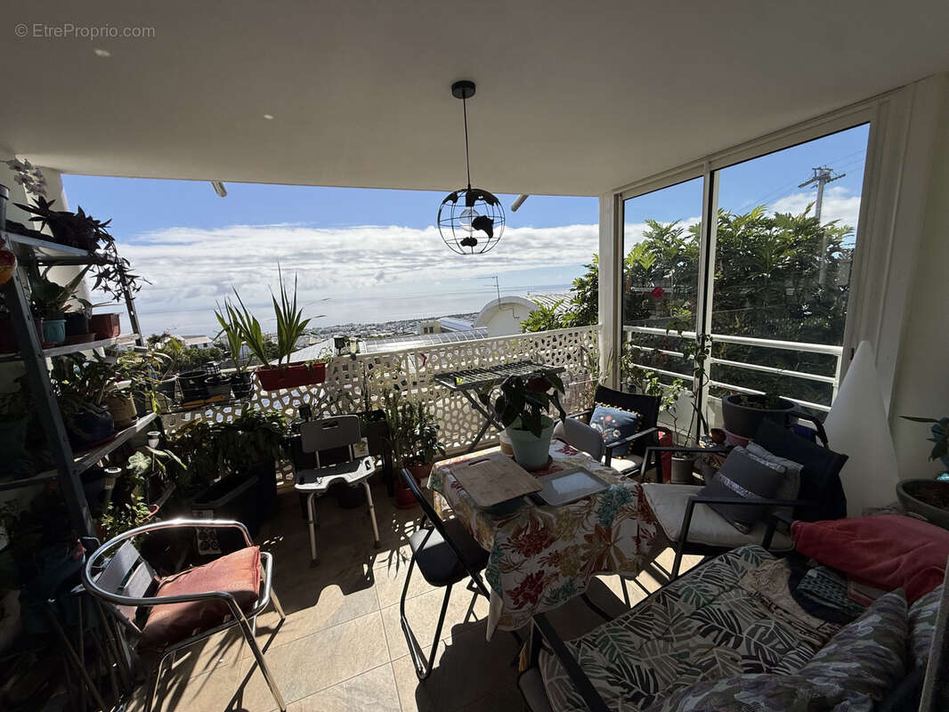Charmant F3 de 72 m2 plus terrasse 12 m2 vue mer - photo 2