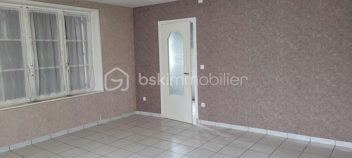 Hargnies : Grande Maison de 213m² dans un village Proche de la Frontière Belge - photo 13