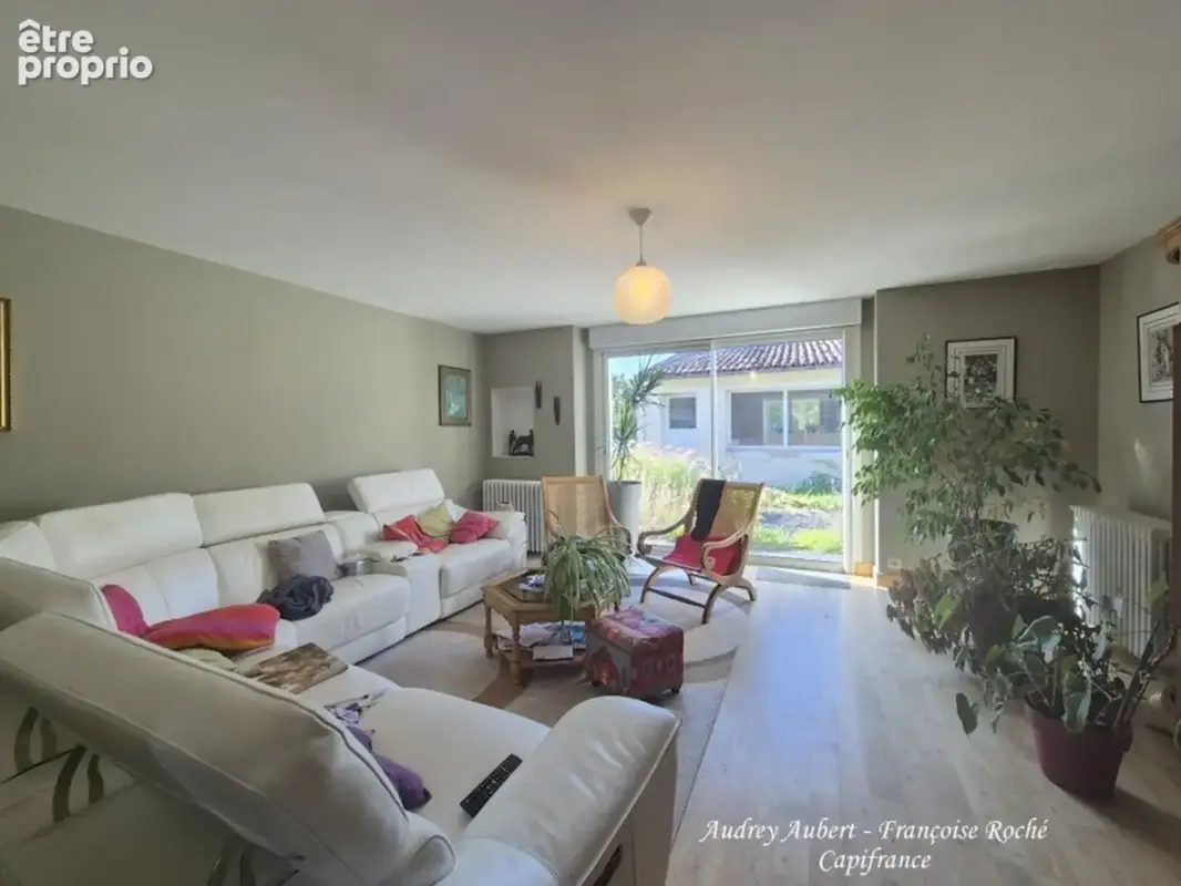Maison à vendre 9 pièces AUTHON EBEON (17) - photo 6