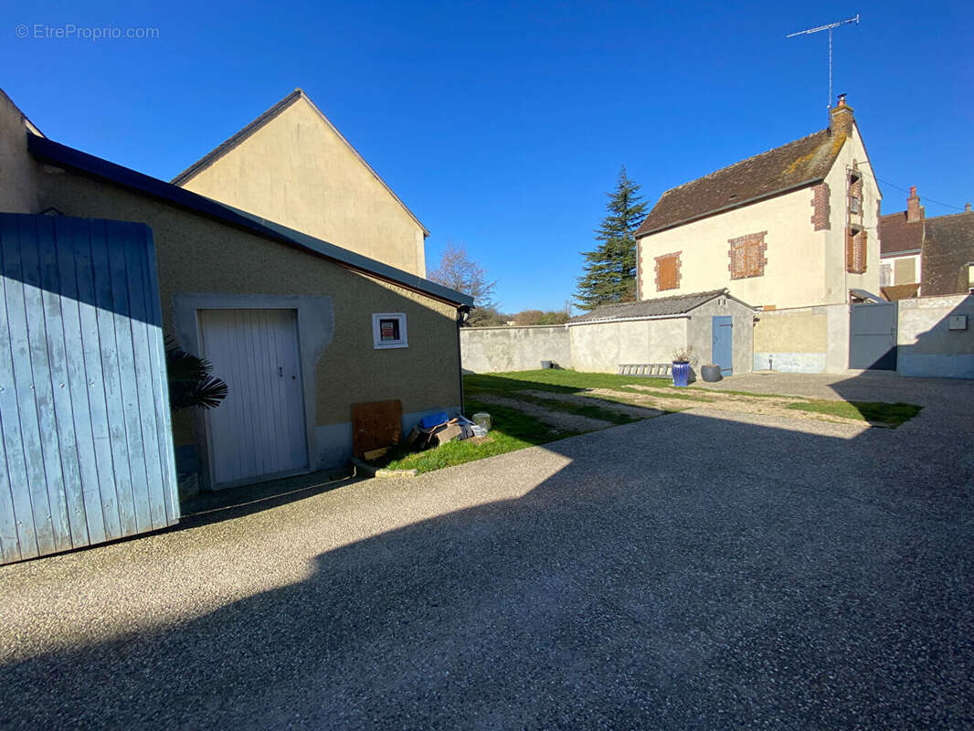 Maison à LA FERTE-BERNARD