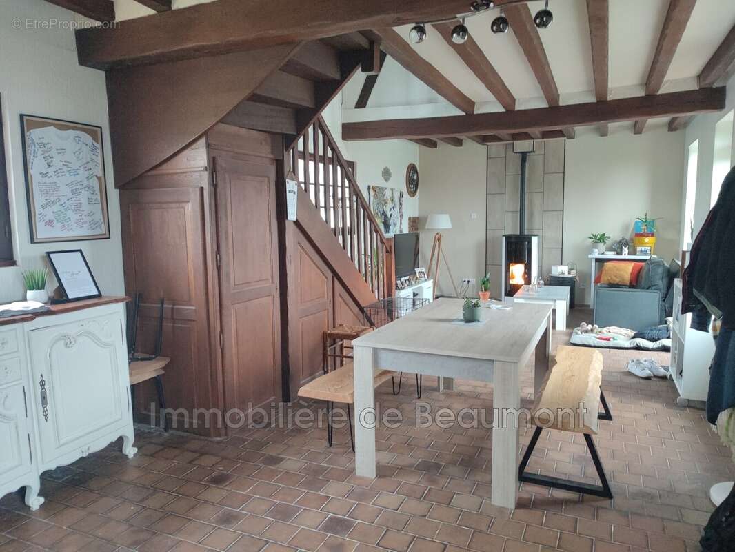 Maison à BEAUMONT-LE-ROGER