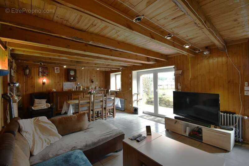 Maison à SAINT-AGREVE