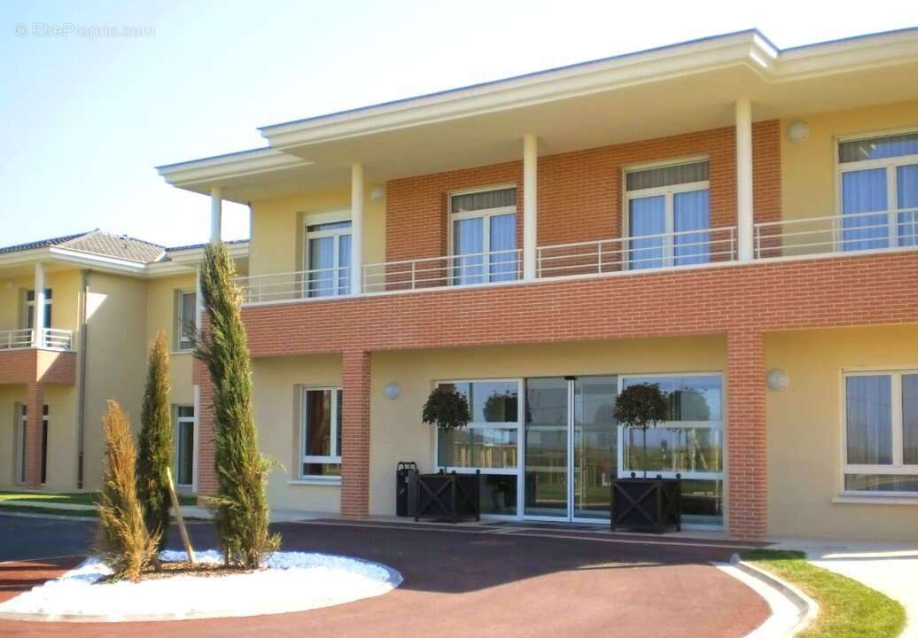 INVESTISSEMENT LOCATIF  CHARLEVILLE MEZIERES- Résidence Ehpad Emeis Patrice Groff - 8.86  de rentabilité. - photo 8