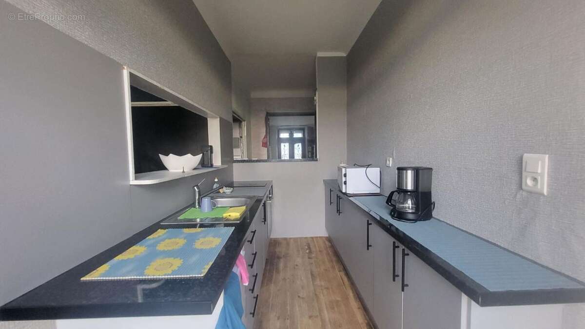 Maison à LANUEJOULS