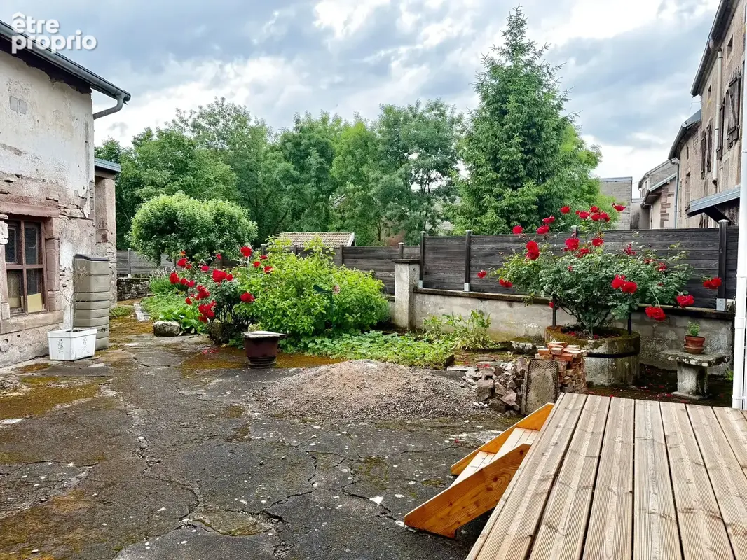 Vente maison de village mitoyenne sur 4 ares 51 ca de terrain SAINT-SAUVEUR - photo 3