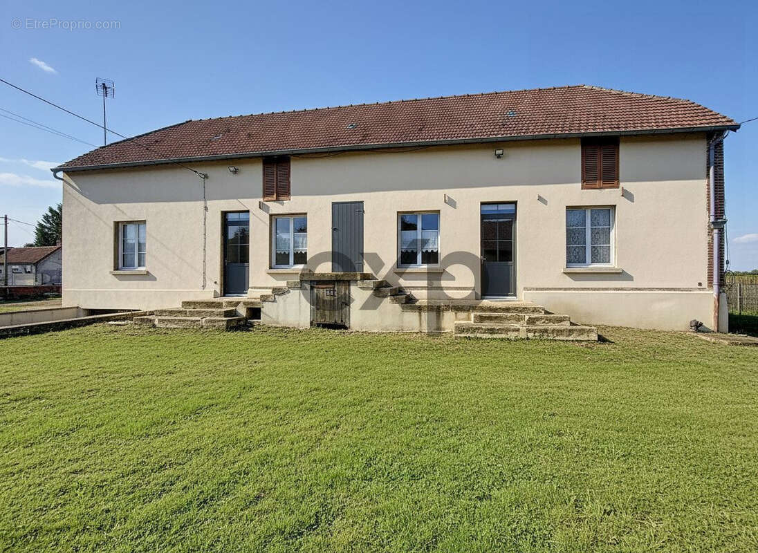 Maison à ROCQUENCOURT