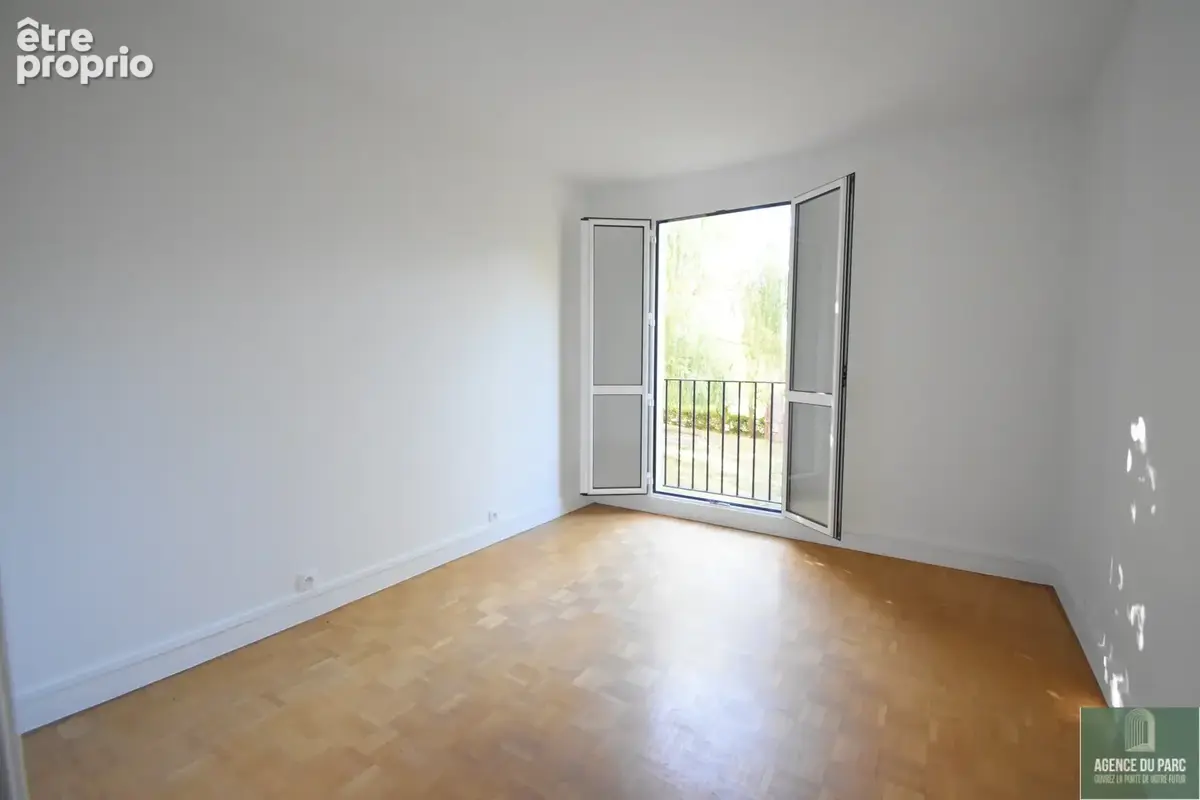 Proche gare, appartemenet de 68.44 m2, 2 chambres, balcon - photo 6