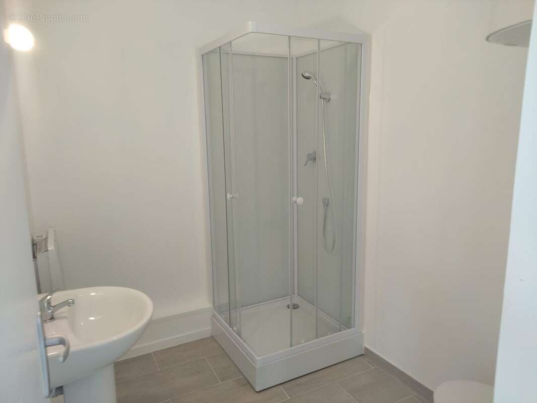 Appartement 50 m² à Caudebec-Les-Elbeuf  - photo 4