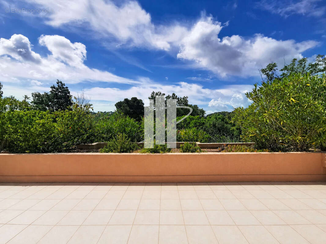 Appartement à SAINT-RAPHAEL