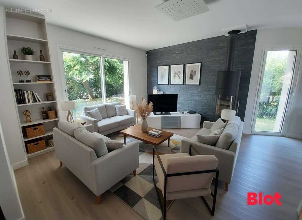 Maison 110 m² à Saint-Gregoire  - photo 3