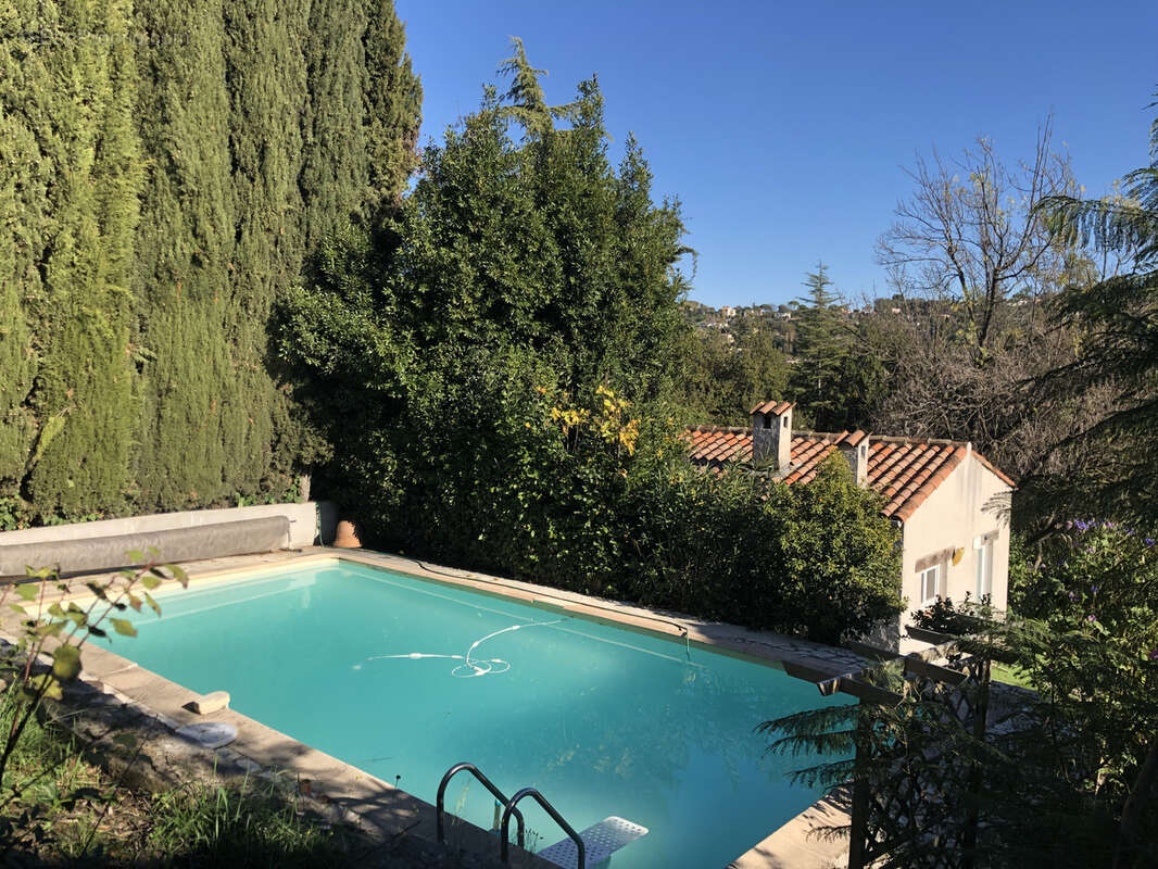 Maison à LA COLLE-SUR-LOUP