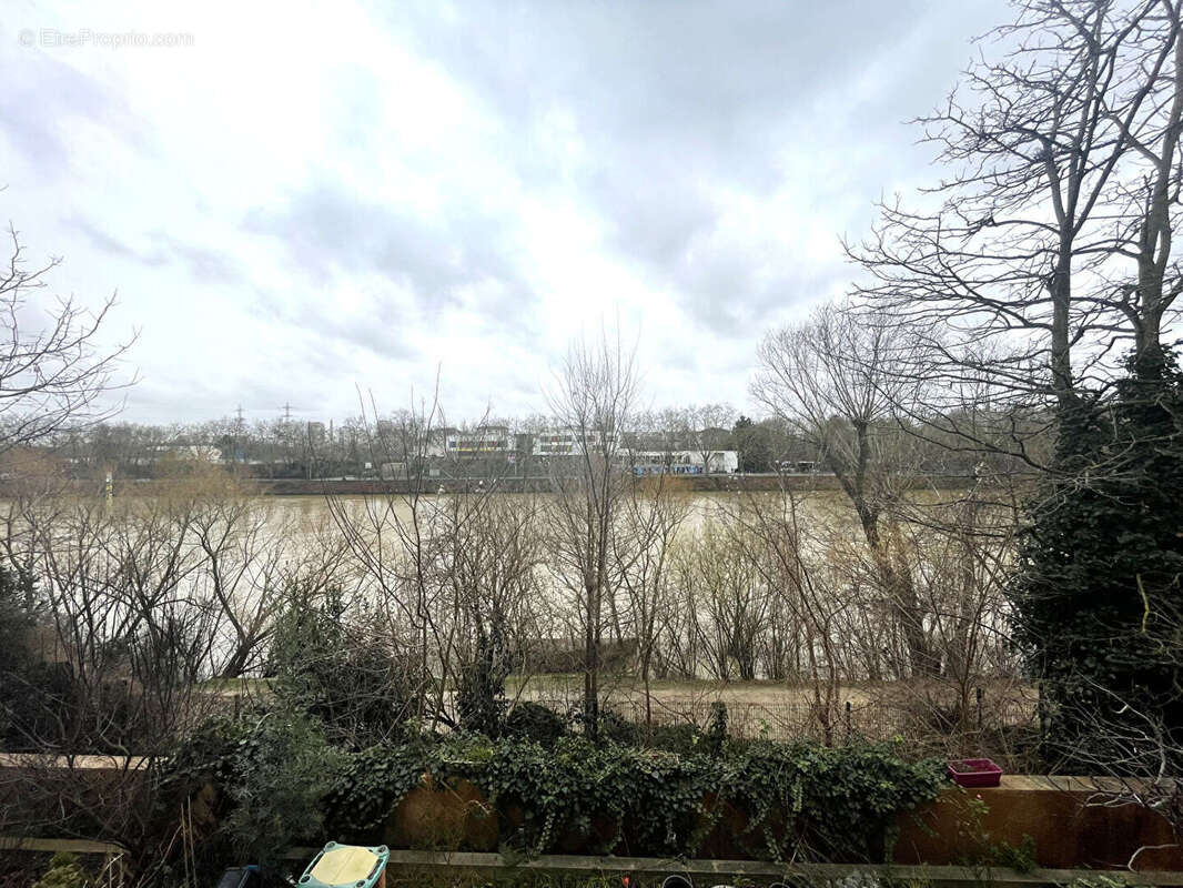 Appartement à EPINAY-SUR-SEINE