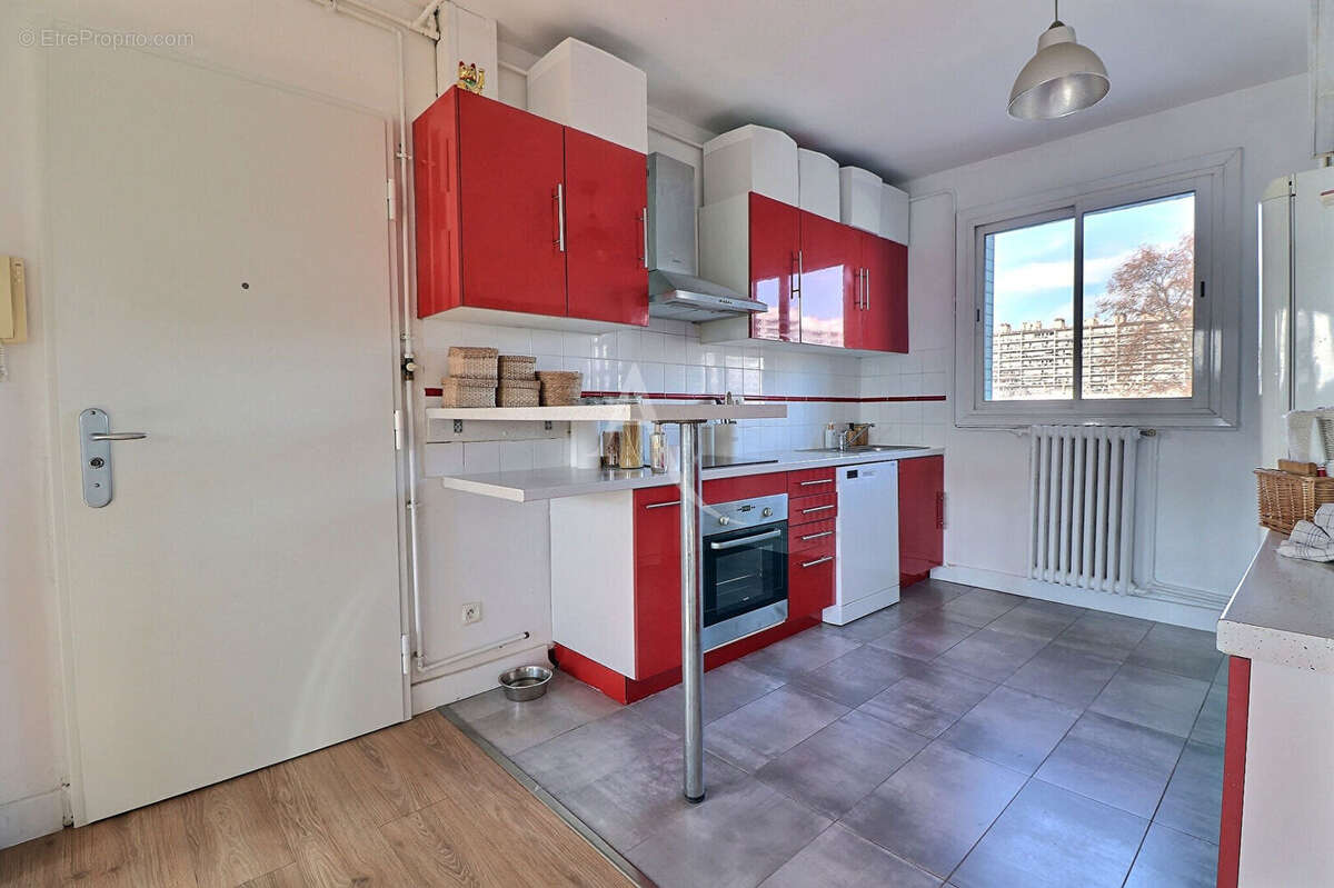 Appartement à MARSEILLE-8E