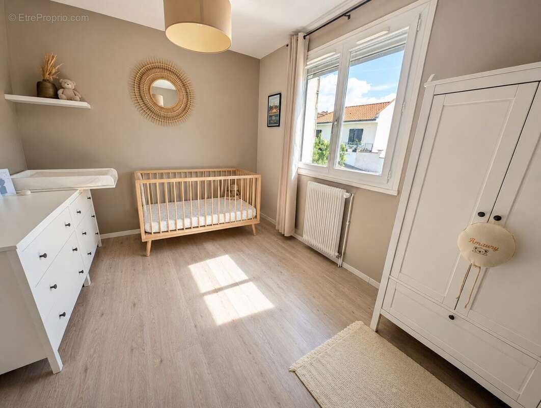 Maison 93 m² à Cournon-D'auvergne  - photo 7