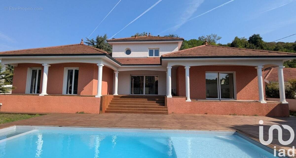 Photo 1 - Maison à SAINT-CLAIR-DE-LA-TOUR