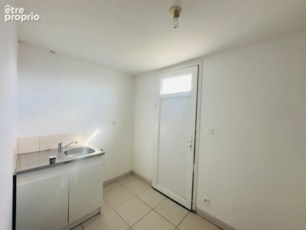 Tourville-sur-odon (14) – maison avec 3 chambres, jardin et deux garages - photo 10