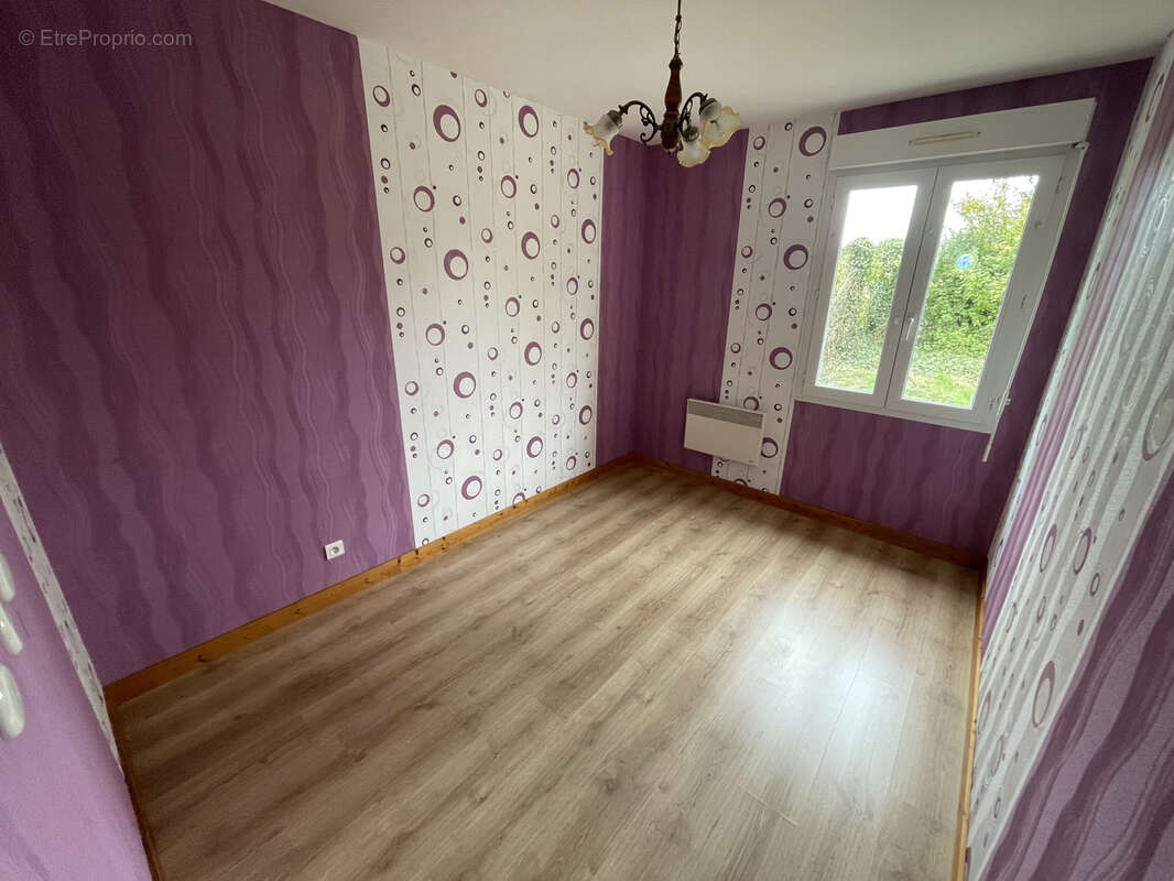 Maison à LE VAL-SAINT-PERE