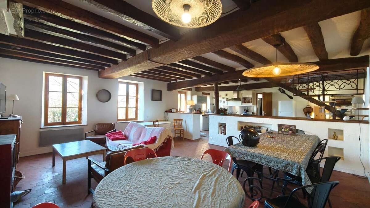 Photo 2 - Maison à COURLON-SUR-YONNE