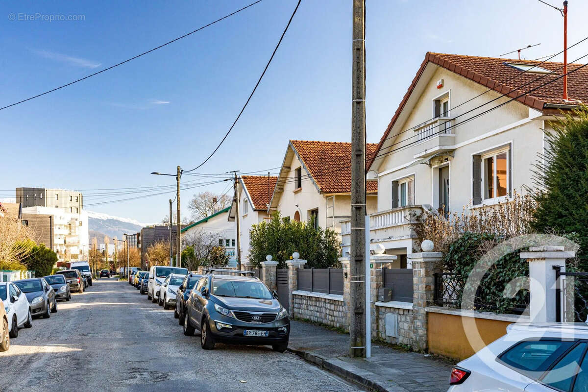 Maison à GRENOBLE
