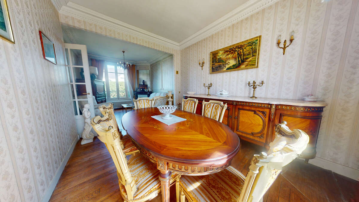 Maison à HOUILLES