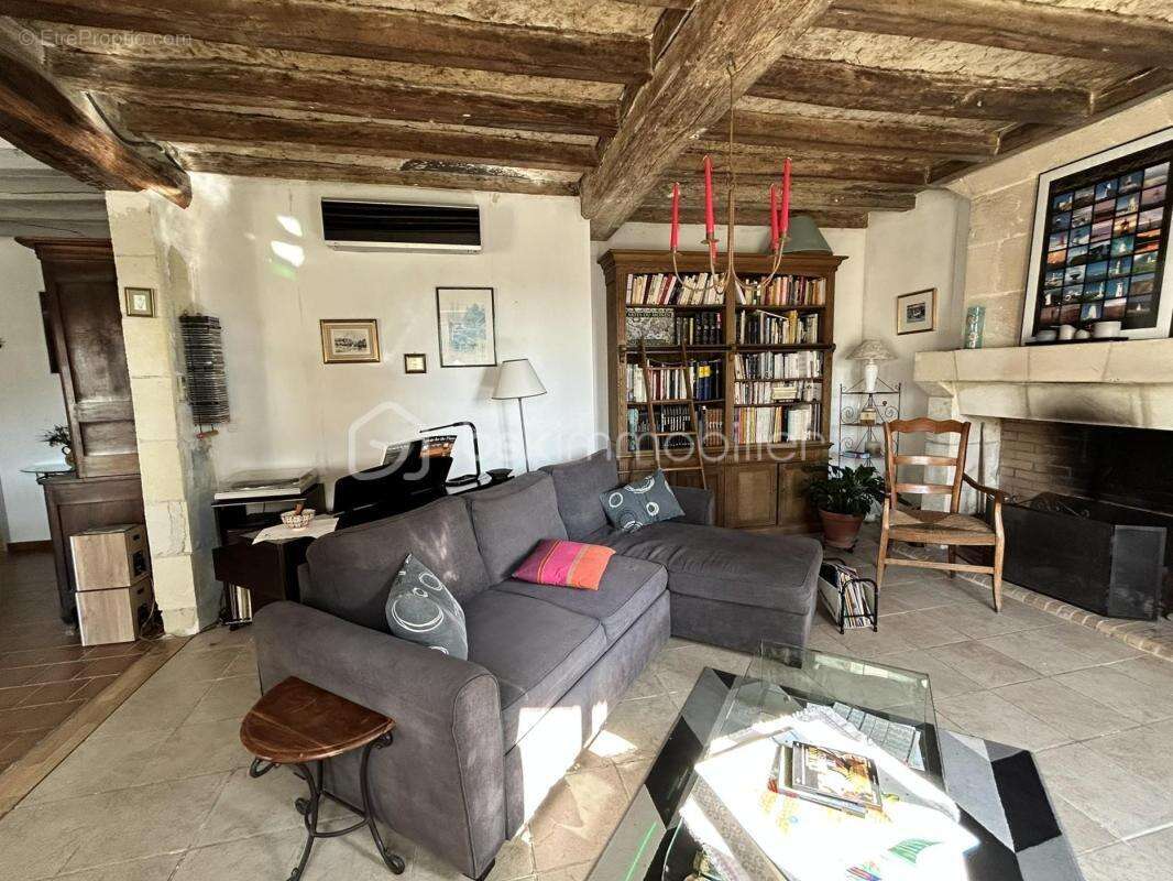 Maison à BENAIS