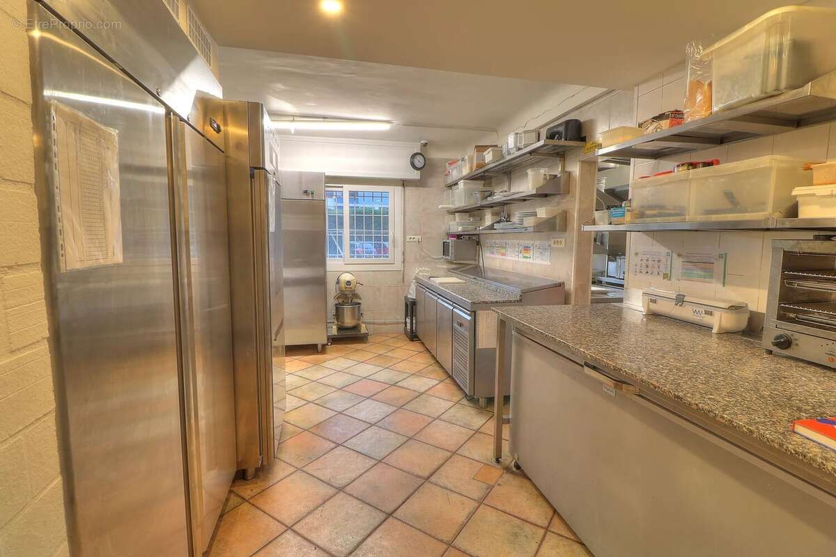 Commerce à CAGNES-SUR-MER