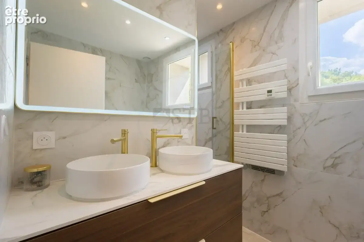 Maison 11 pièces 195 m² à vendre à Privas (07000) - photo 6