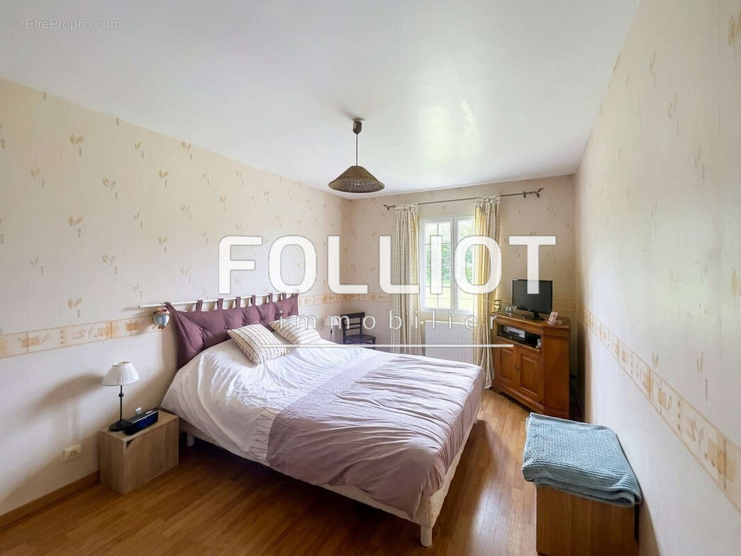 À vendre Maison récente à Subles - 7 pièces, 172 m² - photo 7