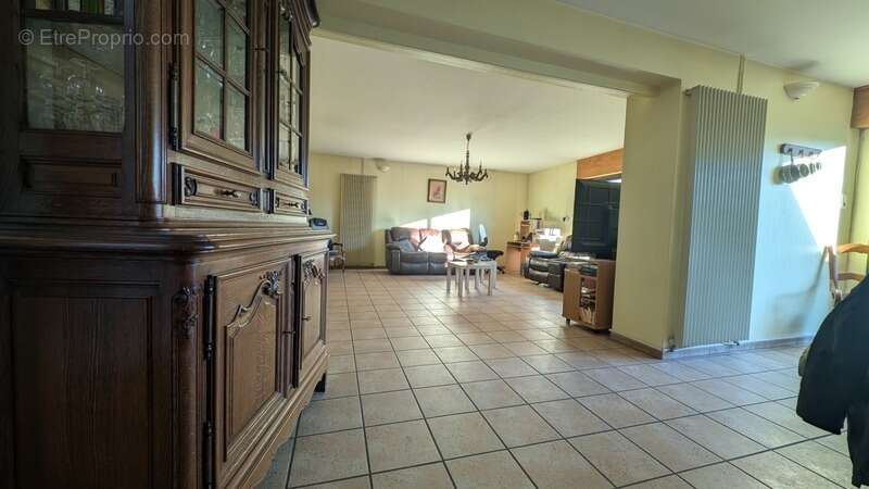 Appartement à AIRE-SUR-LA-LYS