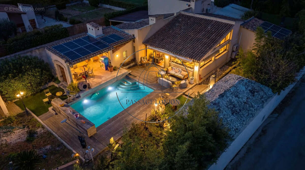 Maison 316 m² à Juvignac  - photo 9