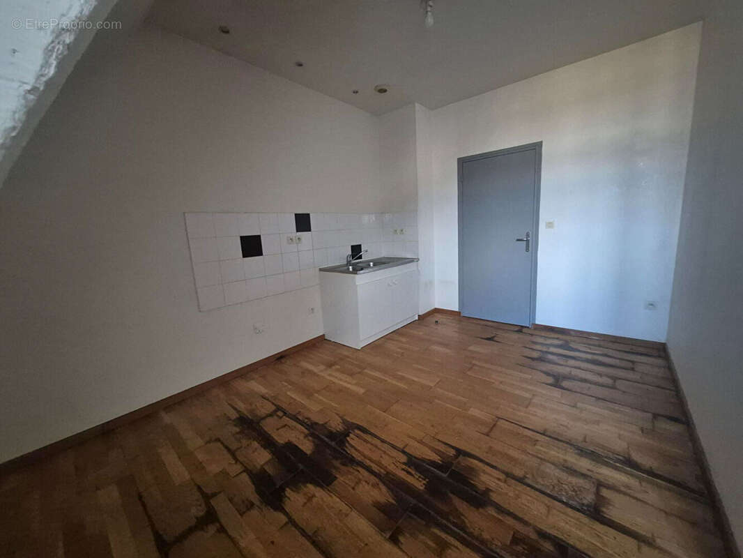 Appartement à AIRE-SUR-LA-LYS