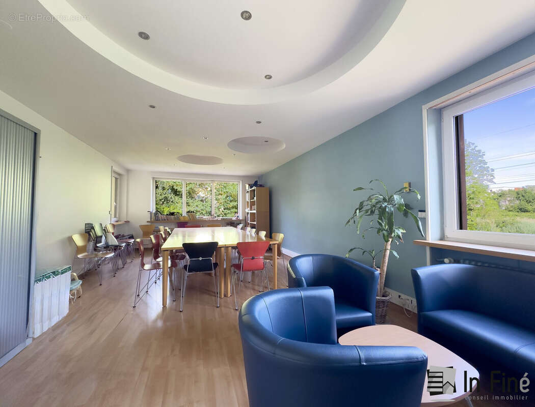 Appartement 490 m² à Ostwald  - photo 5