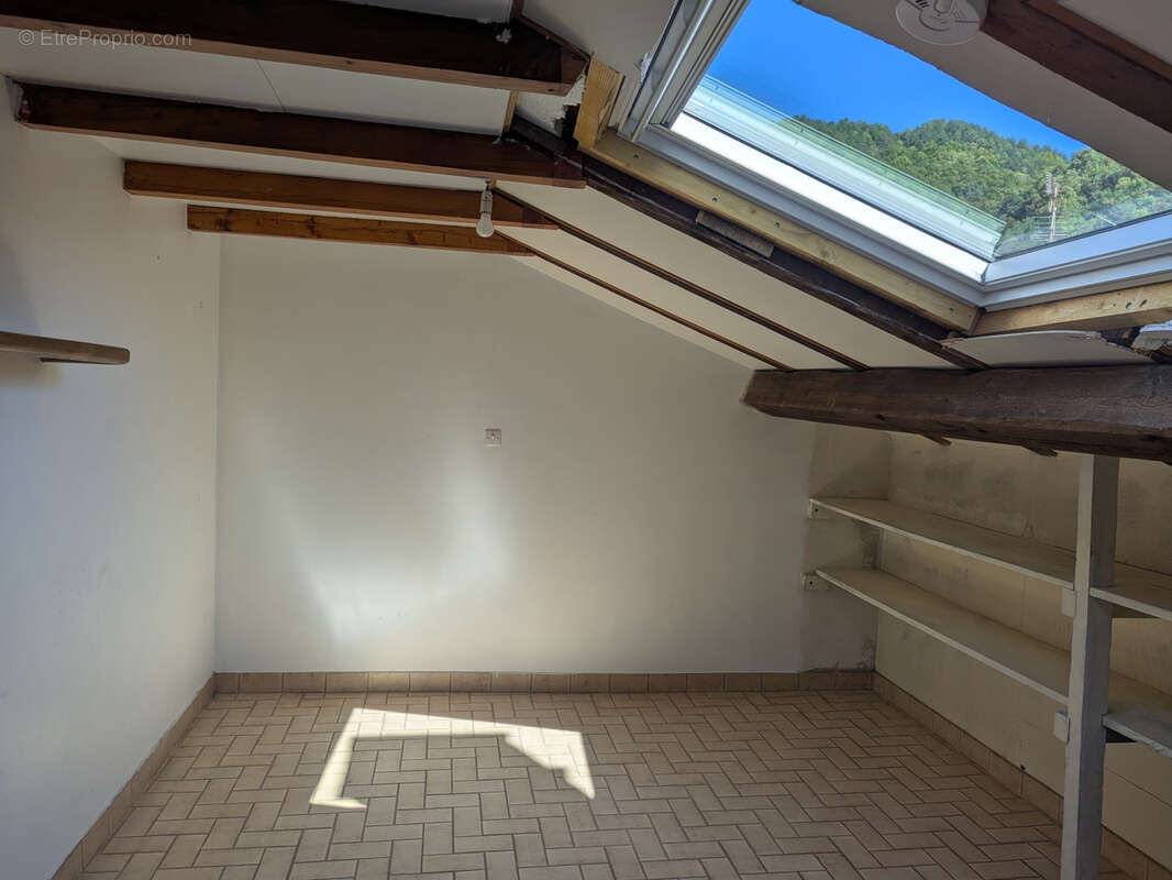 Maison à SAINT-MARTIN-D'HERES