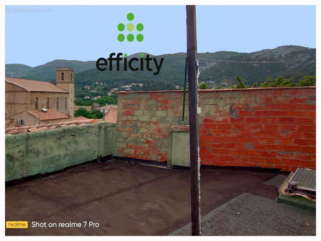 Maison à ROQUEVAIRE