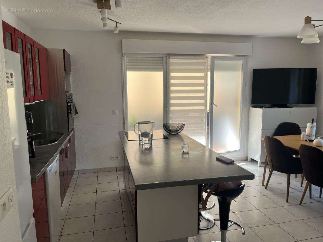 Appartement À Vendre F4 80 m² Terrasse Jardin Garage - photo 4