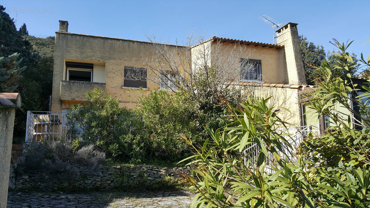 Maison à VILLENEUVE-LES-AVIGNON